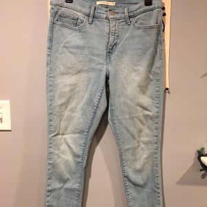 311 levi’s jeans. Shaping skinny, Size us womens 29. barley worn